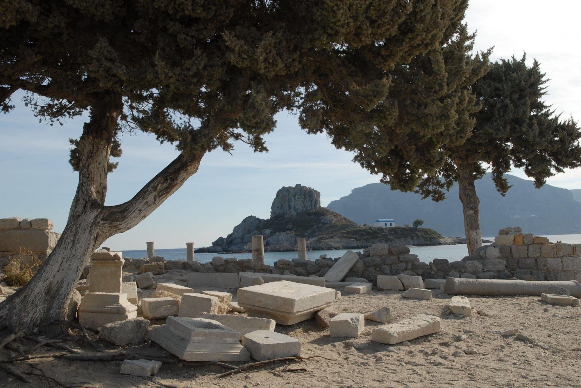 Ξενοδοχείο Φουρτούνης Κέφαλος Εξωτερικό φωτογραφία